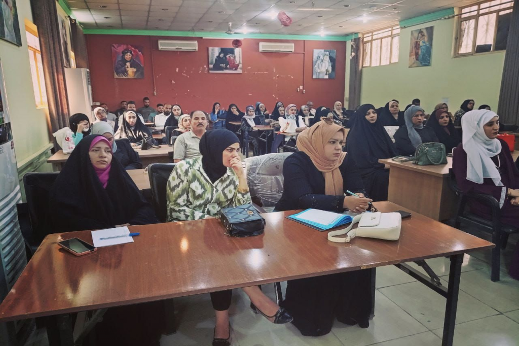 اللجنة الفرعية لمكافحة التطرف العنيف في الديوانية تقيم ندوة تثقيفية للمرشدين التربويين