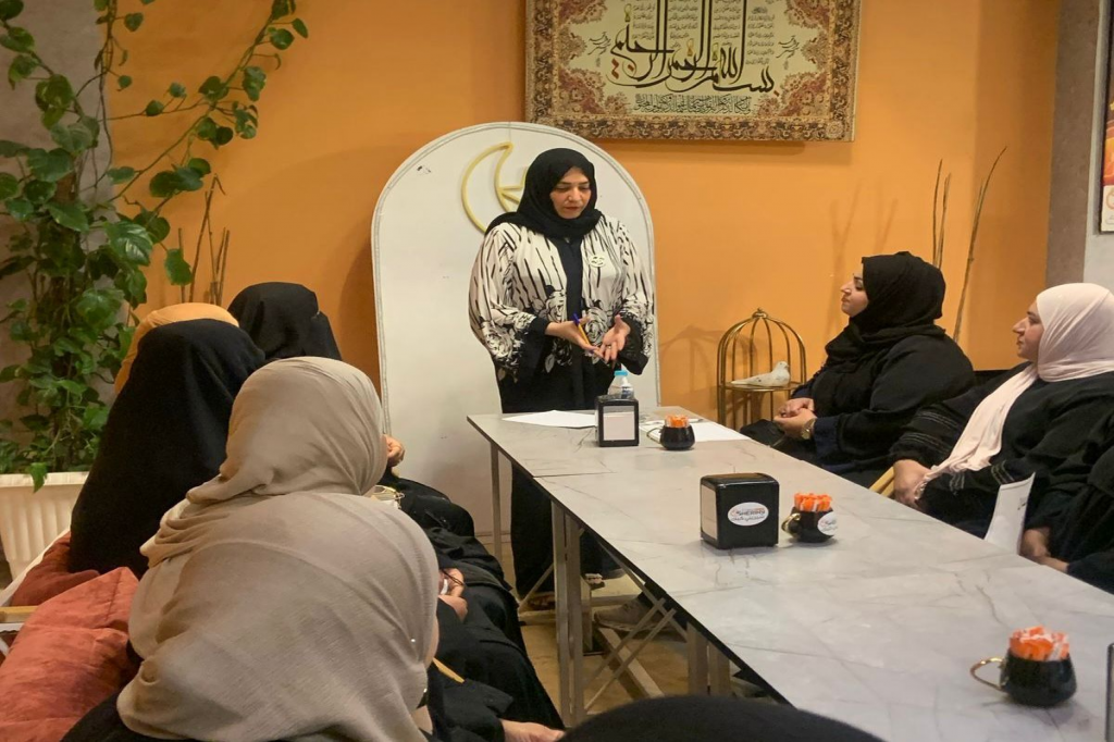 اللجنة الفرعية في قضاء الزبير تقيم أُمسية رمضانية للنساء بعنوان "معنا ضد التطرف العنيف"