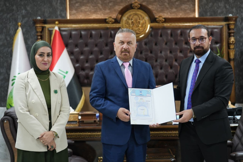 جامعة سومر تُكرم رئيس اللجنة الفرعية في ذي قار تثميناً لجهوده المتميزة في مكافحة التطرف العنيف وتعزيز التعاون الأكاديمي