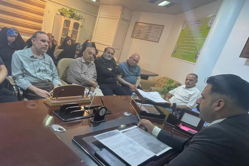 اللجنة الفرعية في النجف الأشرف تقيم ندوة حوارية في مديرية الطرق والجسور حول مكافحة التطرف العنيف
