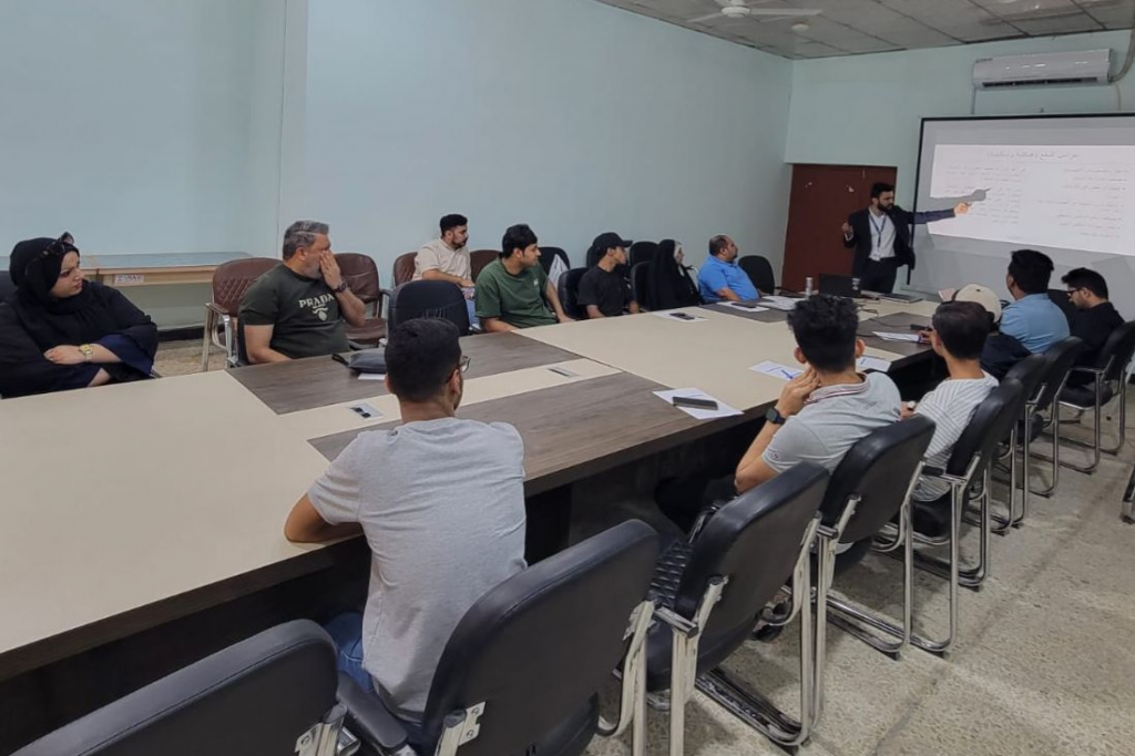 اللجنة الفرعية في البصرة تقيم ورشة تدريبية بعنوان "توظيف وسائل التواصل الاجتماعي في جهود مكافحة التطرف العنيف"