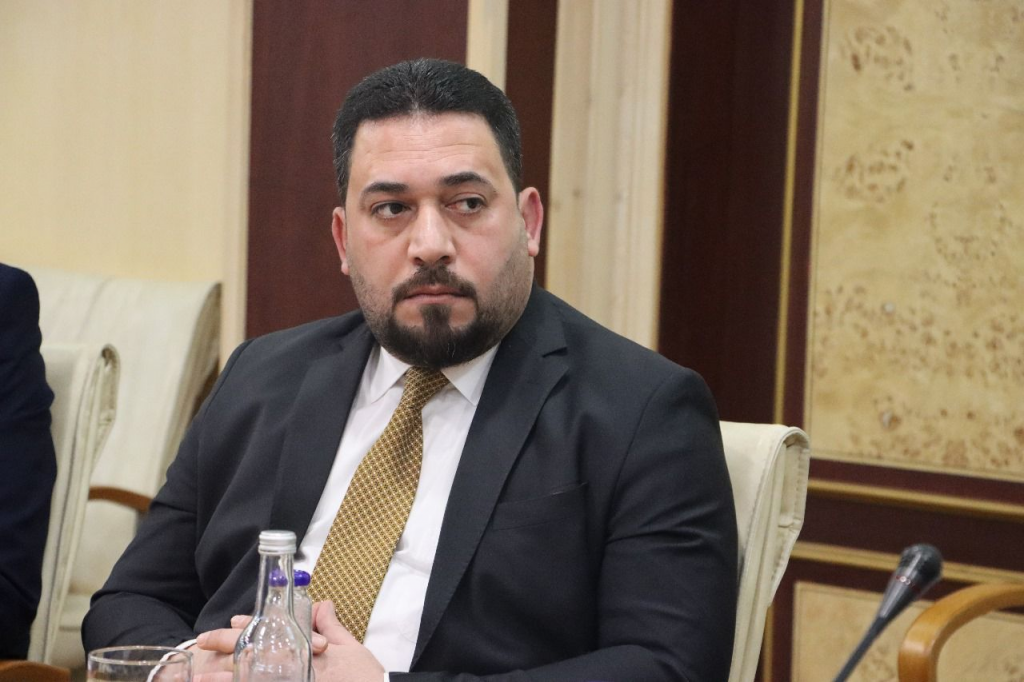 رئيس اللجنة الفرعية في النجف الأشرف يصرّح لإذاعة وزارة الداخلية حول جهود اللجنة في مكافحة التطرف العنيف