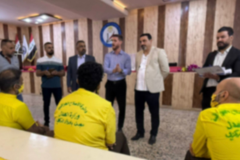 اللجنة الفرعية لمكافحة التطرف العنيف في دائرة الإصلاح العراقية تقيم محاضرة توعوية قانونية للنزلاء في سجن بغداد المركزي 
