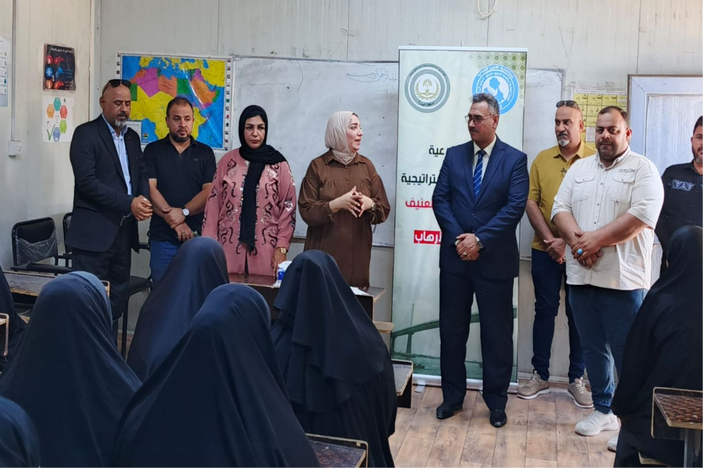 اللجنة الفرعية في البصرة تقيم جلسة توعوية للنزيلات في سجن البصرة المركزي حول مكافحة التطرف العنيف