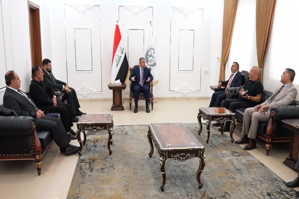اللجنة الفرعية لمكافحة التطرف العنيف في كركوك تعقد اجتماعاً مع فريق الرصد 