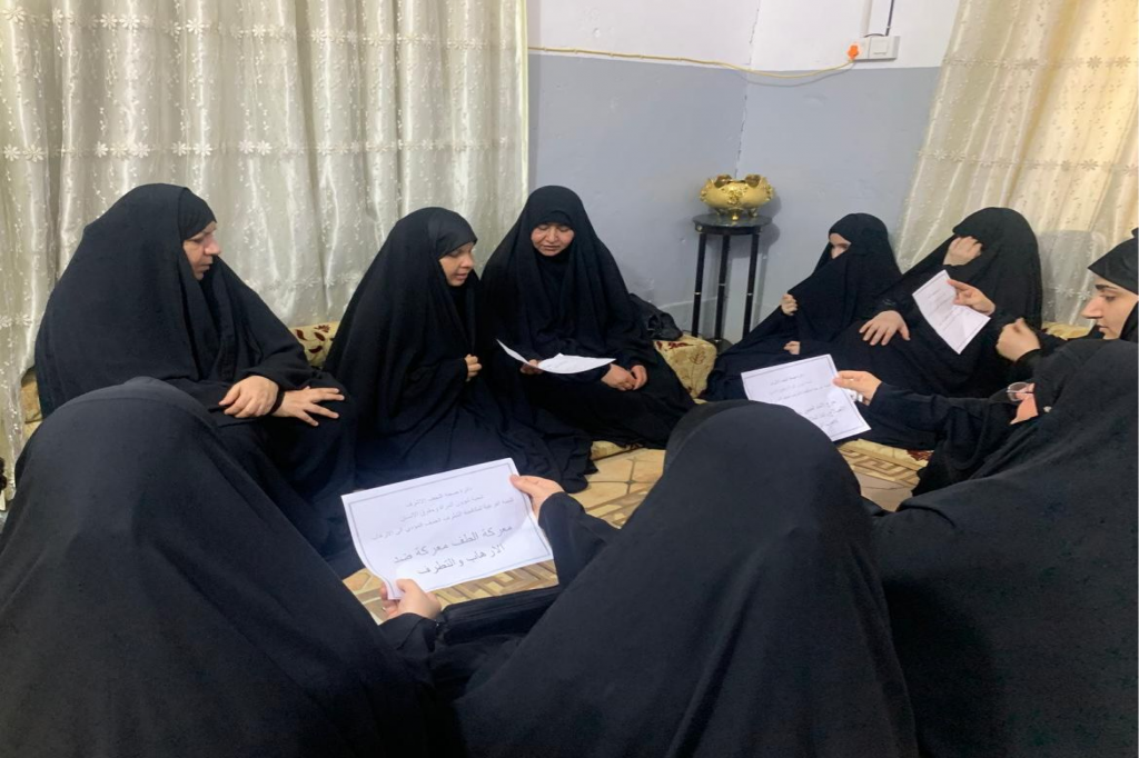 بالتعاون مع اللجنة الفرعية في النجف الأشرف.. دائرة الصحة تقيم جلسة توعوية للنساء المشاركات في مجالس العزاء الحسيني حول مخاطر التطرف الفكري