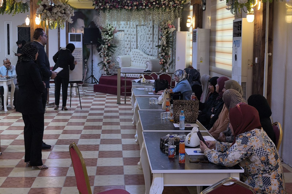 اللجنة الفرعية لمكافحة التطرف العنيف في محافظة ديالى تُطلق ورشة تدريبية لمقدمي الرعاية ضمن برنامج "الأُسر القوية"