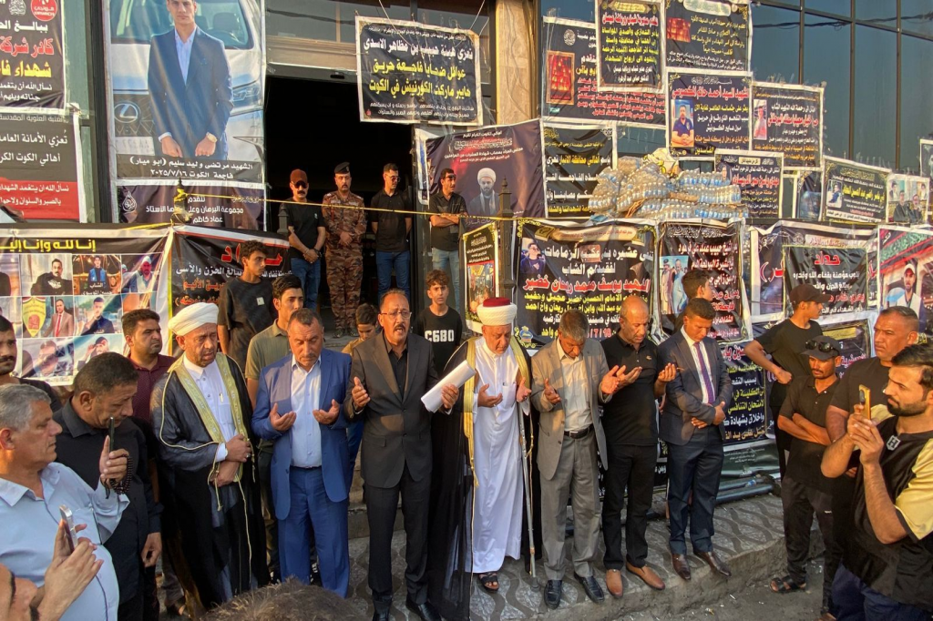 اللجنة الفرعية لمكافحة التطرف العنيف في واسط تزور المصابين وذوي شهداء حادث حريق الهايبر ماركت بمدينة الكوت