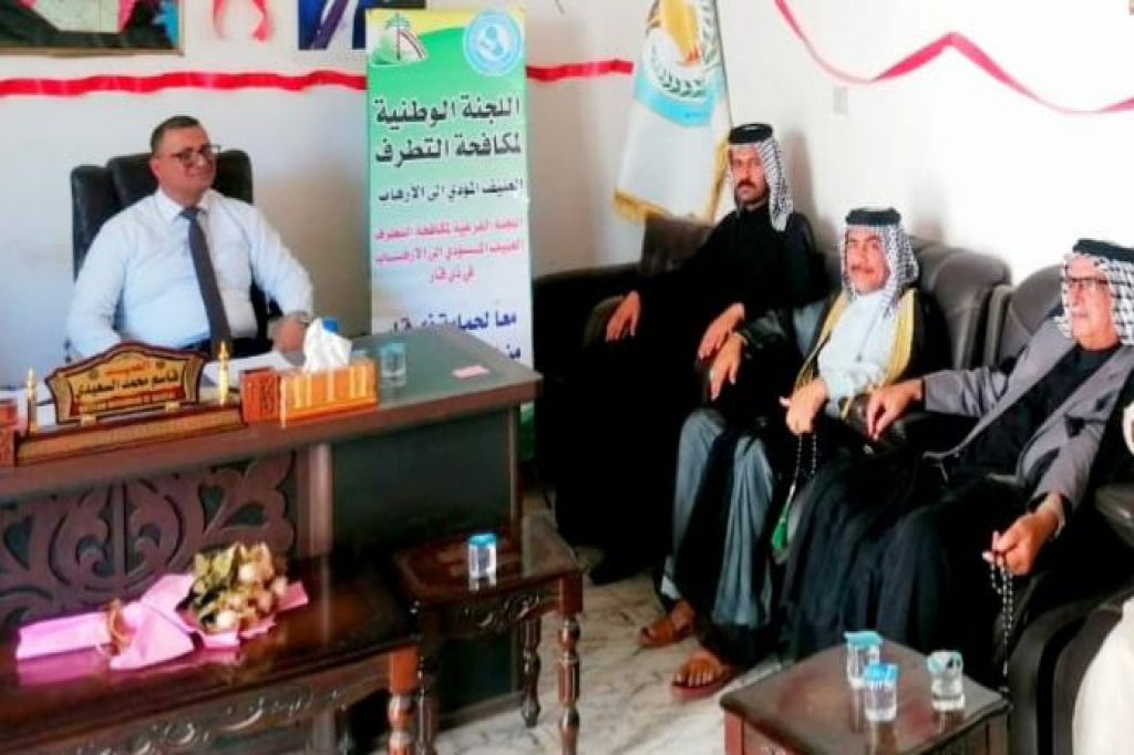 قسم شؤون عشائر ذي قار يقيم ندوة حوارية بعنوان "دور العشائر في مجابهة الأفكار المتطرفة"