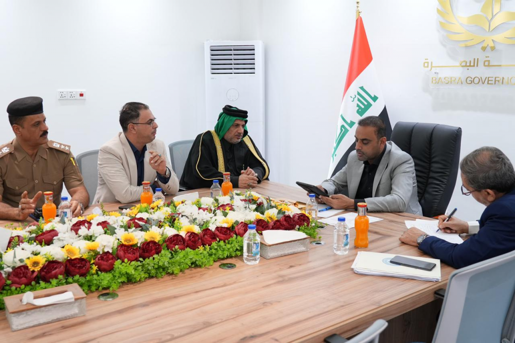 اللجنة الفرعية لمكافحة التطرف العنيف في البصرة تعقد اجتماعًا مع رئيس الهيئة العليا لحل النزاعات المجتمعية لبحث سبل تعزيز التعاون المشترك 