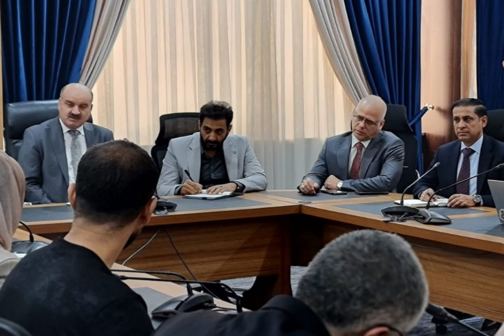 اللجنة الفرعية لمكافحة التطرف العنيف في نينوى تعقد اجتماعاً مع فريق من برنامج الأمم المتحدة الإنمائي لمناقشة ملف إعادة تأهيل وإدماج العائدين من النزوح 