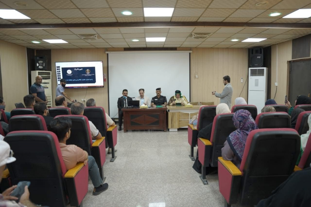 اللجنة الفرعية في محافظة البصرة تنظّم ورشة توعوية في دائرة كهرباء الهارثة حول مكافحة التطرف العنيف 