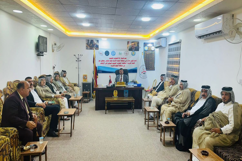 قسم شؤون عشائر النجف الأشرف يقيم ندوة حوارية حول مخاطر الحركات الدينية المتطرفة وآثارها السلبية على النسيج العشائري والمجتمعي