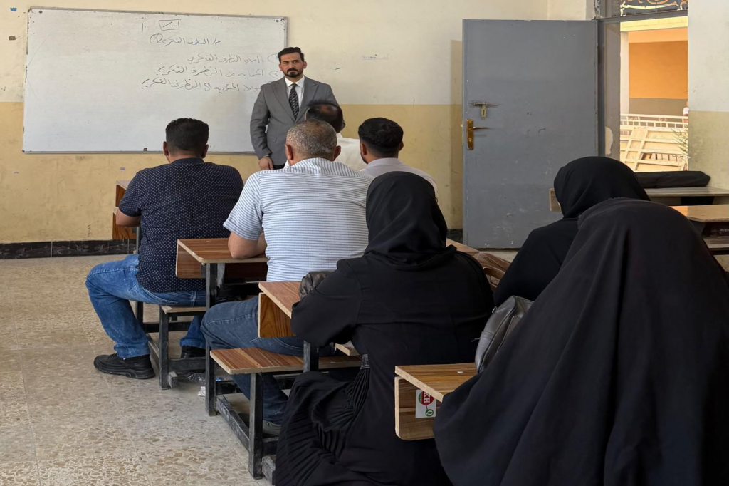 اللجنة الفرعية في ذي قار تنظّم ورشة توعوية للمعلمين تحت عنوان "العلم وأثره في مكافحة الأفكار المتطرفة وتعزيز التعايش السلمي"
