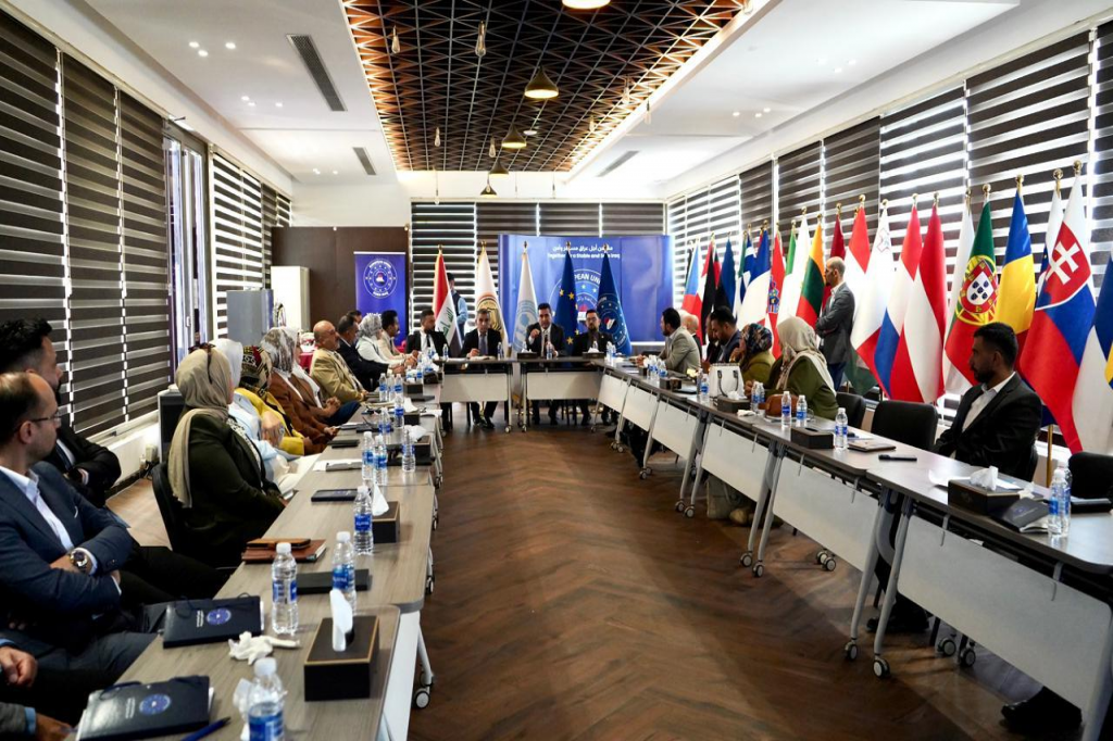 اللجنة الوطنية تقيم ورشة تدريبية لبناء قدرات العاملين في مجال التأهيل النفسي والمجتمعي بالتعاون مع مركز هداية الدولي لمكافحة التطرف والتطرف العنيف 