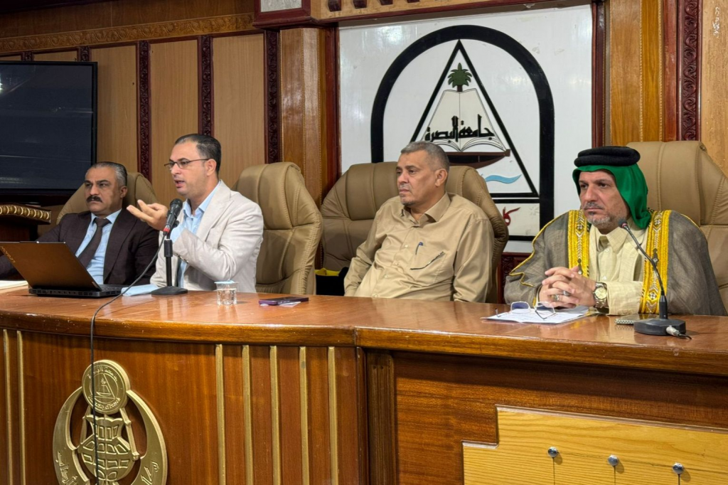 اللجنة الفرعية في البصرة تنظّم ورشة توعوية لطلبة كلية الآداب بجامعة البصرة حول مخاطر التطرف العنيف والابتزاز الإلكتروني على السلم المجتمعي 