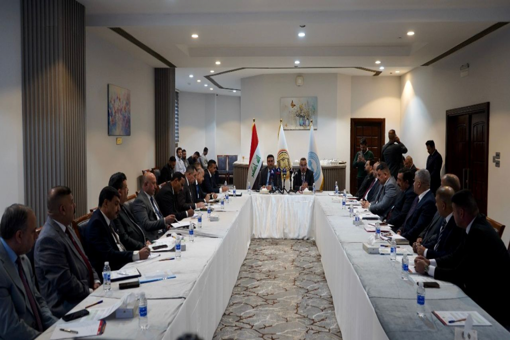 اللجنة الوطنية تعقد اجتماعًا تنسيقيًا مع مديرية شؤون العشائر والأقسام العشائرية في جميع المحافظات لدعم دور العشائر في تعزيز التماسك المجتمعي والاستقرار 