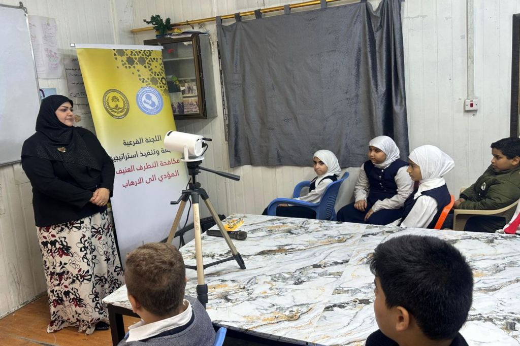 اللجنة الفرعية في البصرة تستمر بحملاتها التوعوية لطلبة المدارس حول مخاطر التطرف العنيف وترسيخ ثقافة السلام 