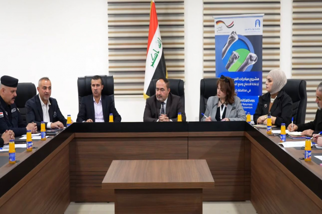 اللجنة الفرعية في كركوك تقيم جلسة حوارية مع مجموعة من العائدين من مخيمات النزوح لمناقشة التحديات التي تواجههم