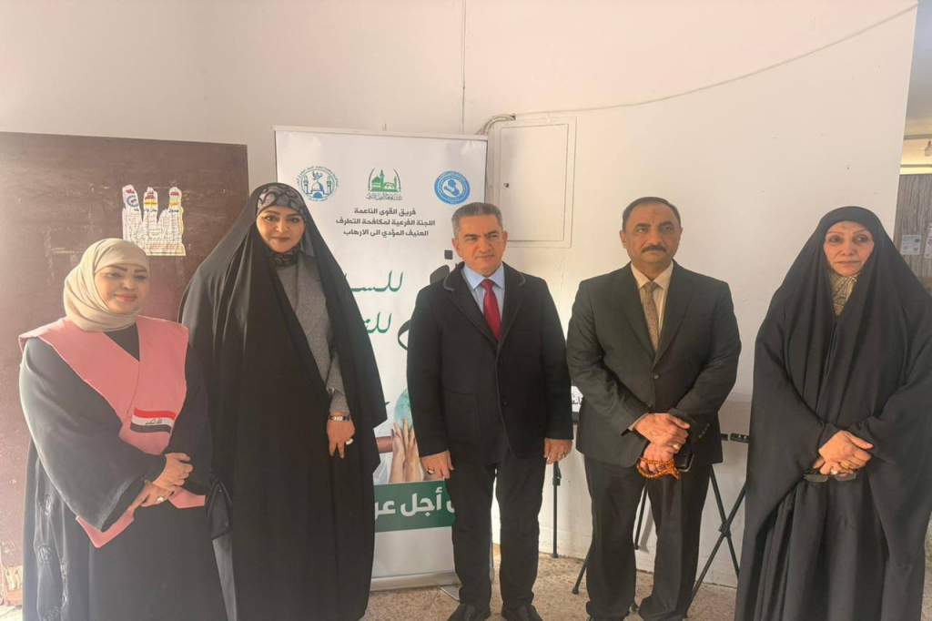 فريق القوى الناعمة في النجف الأشرف يشارك في معرض الخط والزخرفة لمعهد الفنون الجميلة الصباحي للبنات