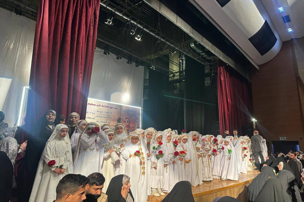 فريق القوى الناعمة في النجف يشارك في احتفالية سنّ التكليف الشرعي لطالبات مدرسة فدك الابتدائية في النجف الأشرف 