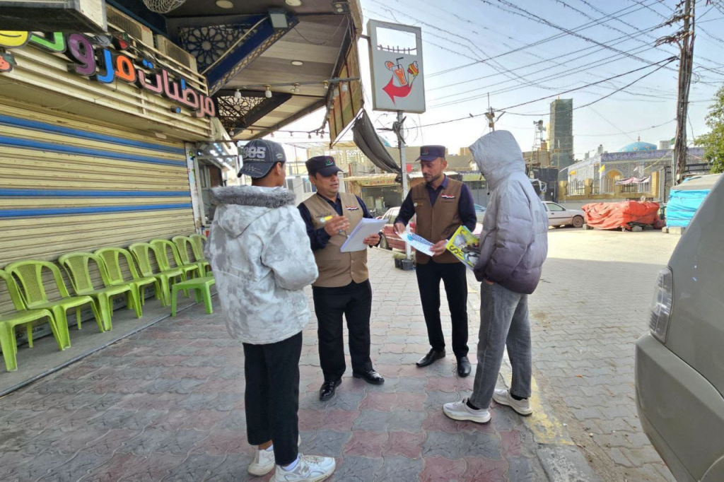 الشرطة المجتمعية في النجف الأشرف تنفّذ دورية راجلة لتعزيز الوعي المجتمعي