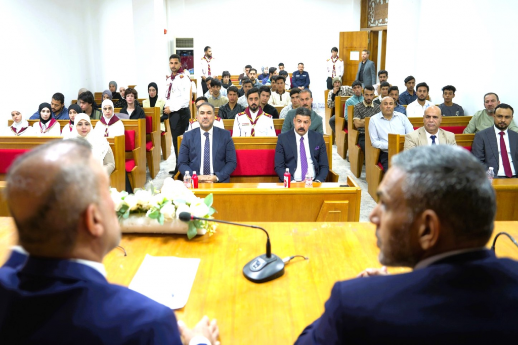 كلية التربية البدنية وعلوم الرياضة في جامعة المثنى تنظّم ندوة حول دور الشباب في مكافحة التطرف العنيف عبر الوساطة