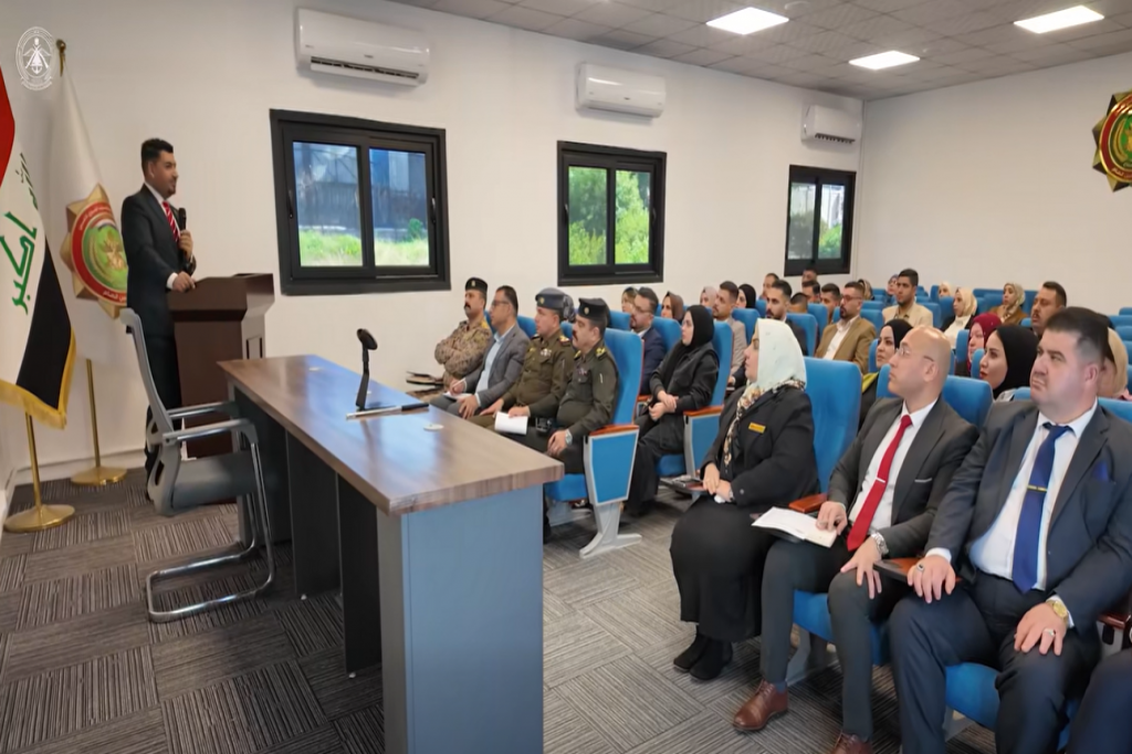 وزارة الدفاع تنظّم ورشة عمل بعنوان «مكافحة التطرف العنيف» تزامناً مع اليوم الدولي