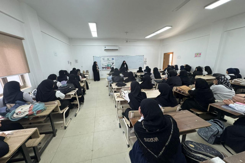 اللجنة الفرعية في النجف الأشرف تنفّذ ورشة توعوية بعنوان «وعيٌ يحضن العقول»