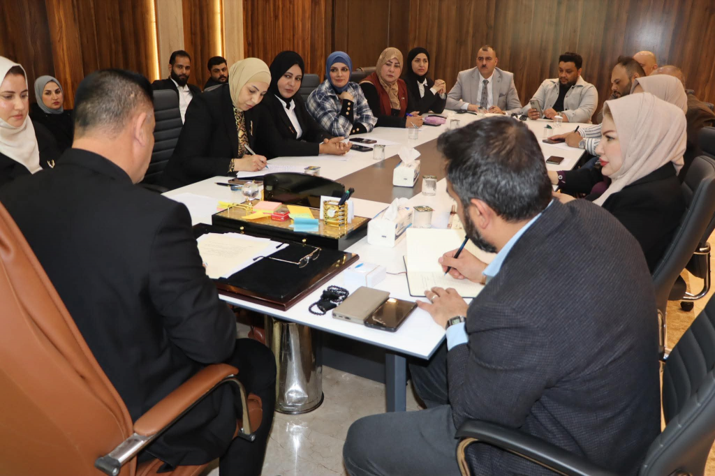 اللجنة الفرعية في محافظة صلاح الدين تعقد اجتماعا موسعا لتعزيز الشراكة المجتمعية ومكافحة التطرف العنيف