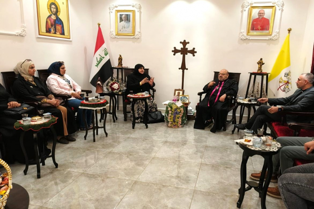 اللجنة الفرعية في محافظة البصرة تجري زيارة تهنئة لإخواننا المسيحيين بمناسبة عيدهم المجيد