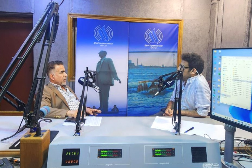 اللجنة الفرعية في محافظة البصرة تشارك في لقاء إذاعي لتعزيز الوعي التاريخي ومواجهة الفكر المتطرف