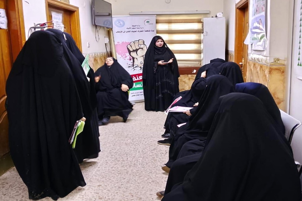 اللجنة الفرعية في محافظة النجف تنفذ ورشة توعوية حول آثار التطرف الفكري على الأسرة