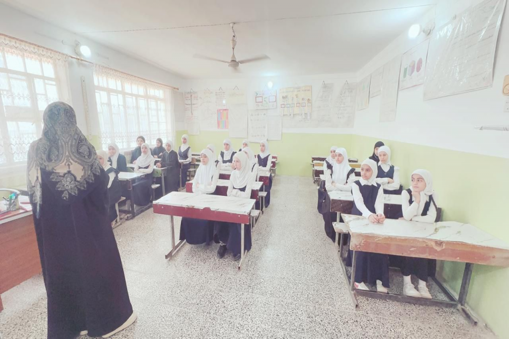 اللجنة الفرعية في محافظة النجف الأشرف تنسّق ورشة توعوية لتعزيز الوعي لدى التلاميذ بمخاطر التطرف الفكري