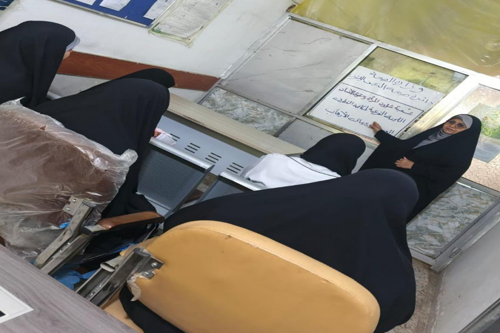 اللجنة الفرعية في محافظة النجف الأشرف تنسّق محاضرة توعوية لتعزيز دور المرأة في مكافحة التطرف العنيف