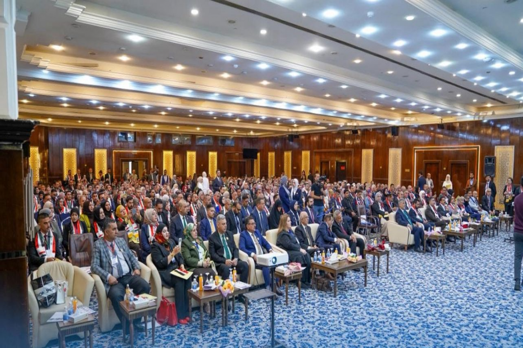 اللجنة الفرعية في محافظة ذي قار تشارك في مؤتمر أكاديمي وتؤكد دور البحث العلمي في مواجهة التطرف العنيف