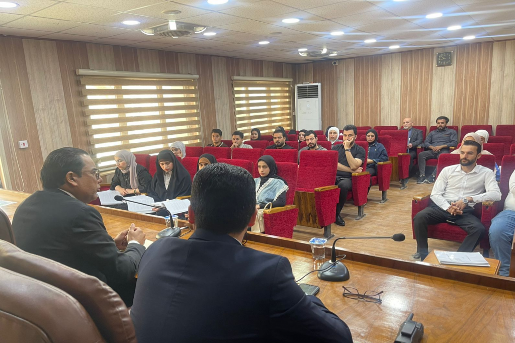 جهاز الأمن الوطني ينظم ندوة علمية في كلية ابن رشد حول مخاطر التطرف