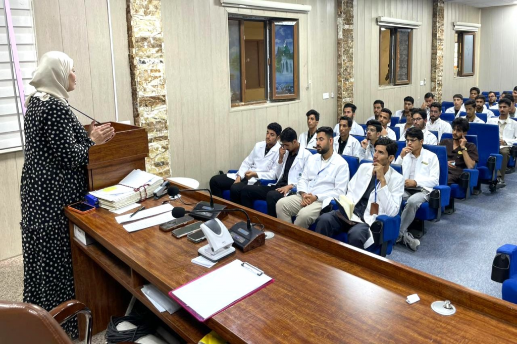 اللجنة الفرعية في محافظة النجف الأشرف تنفذ ورشة توعوية لطلبة التمريض حول مخاطر الفكر المتشدد