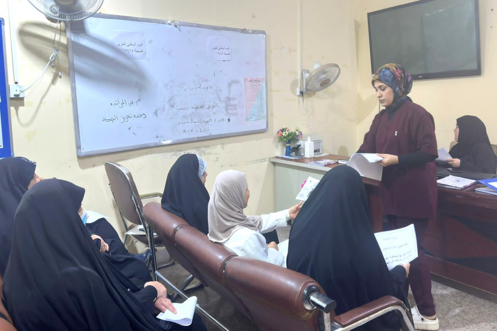 اللجنة الفرعية في محافظة النجف الأشرف تنفذ محاضرة توعوية في مركز صحي المراشدة حول مكافحة التطرف العنيف