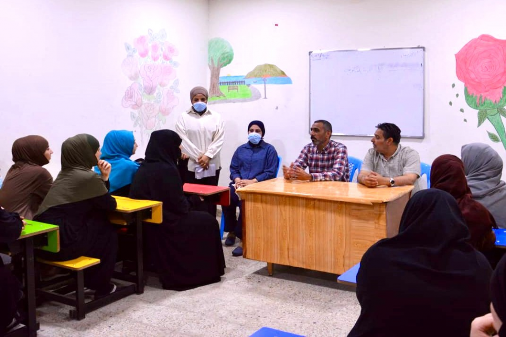 اللجنة الفرعية لمكافحة التطرف العنيف في دائرة الإصلاح العراقية تنفذ محاضرة قانونية توعوية في موقف الرصافة السادسة