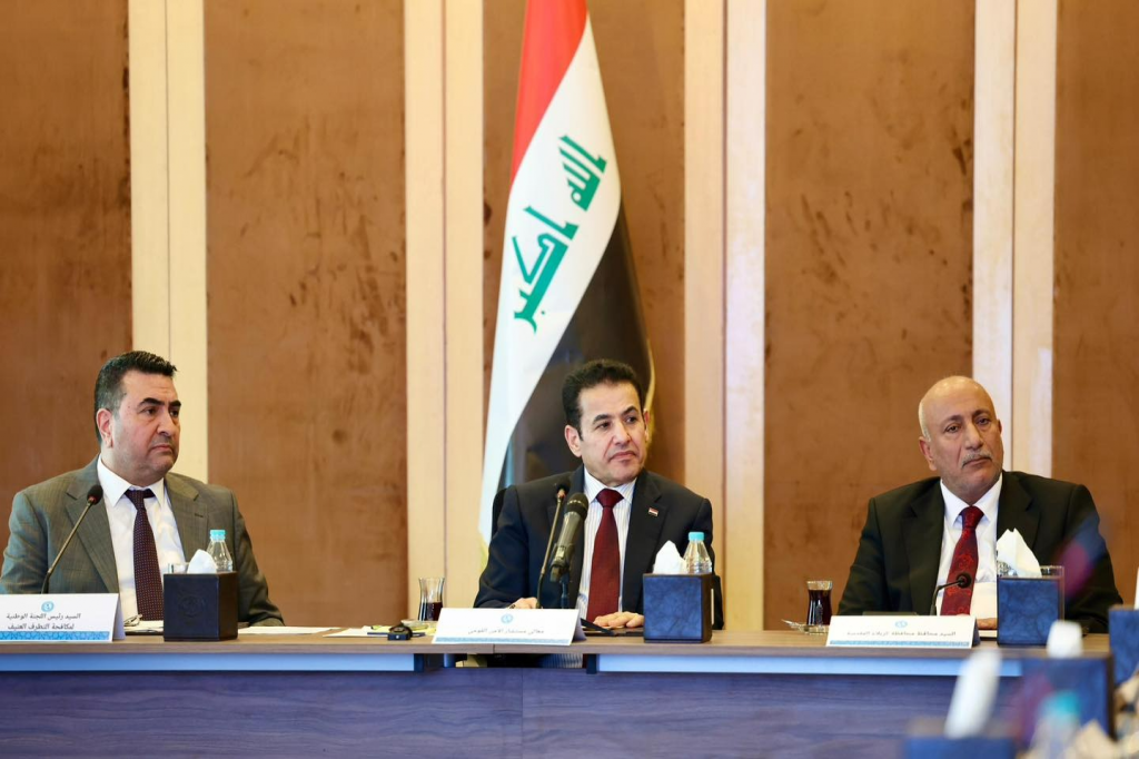 الأعرجي يترأس الاجتماع التنسيقي السادس عشر للجنة الوطنية لمكافحة التطرف العنيف المؤدي إلى الإرهاب المنعقد في محافظة كربلاء المقدسة 