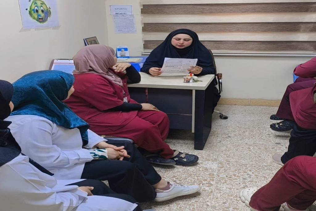 اللجنة الفرعية في محافظة النجف الأشرف تنظم محاضرة توعوية حول مخاطر التطرف العنيف