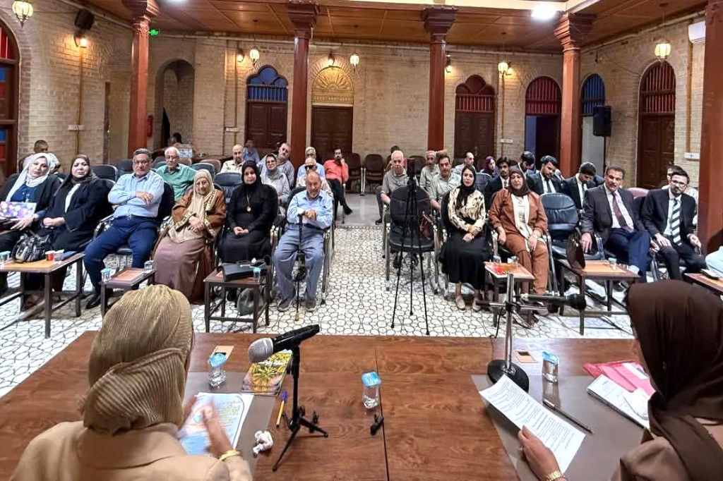 اللجنة الفرعية في محافظة البصرة تشارك في جلسة حوارية حول السرديات النسوية وقضايا المناخ